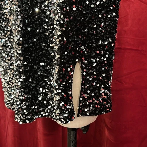 4th & Reckless Black Open Back Sequin T-Shirt Dress - Marca - Picture 5 of 9
